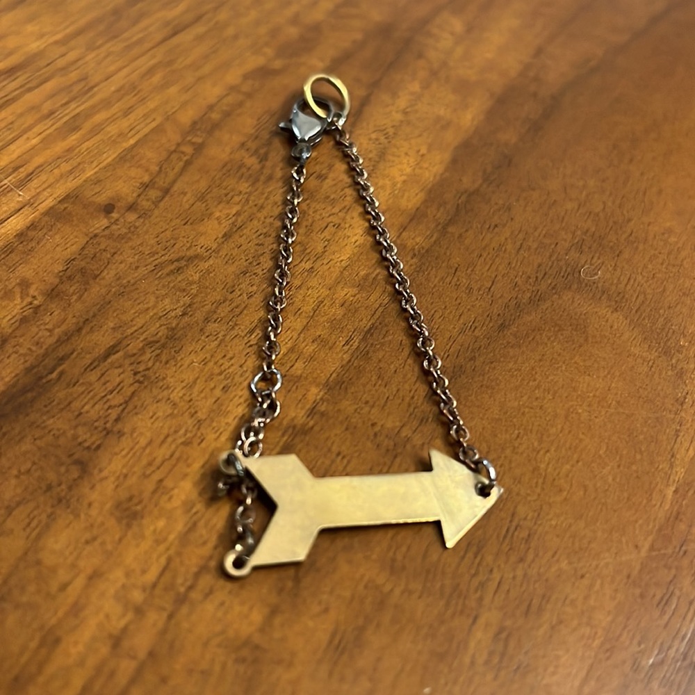 Little Pancakes Brass Arrow Bracelet